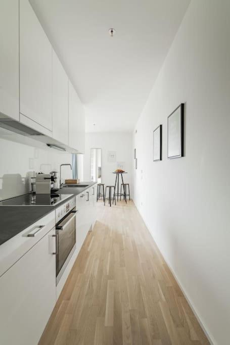 City Sky Studio Mit Balkon فيينا المظهر الخارجي الصورة