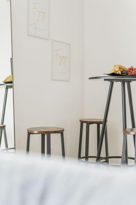 City Sky Studio Mit Balkon فيينا المظهر الخارجي الصورة
